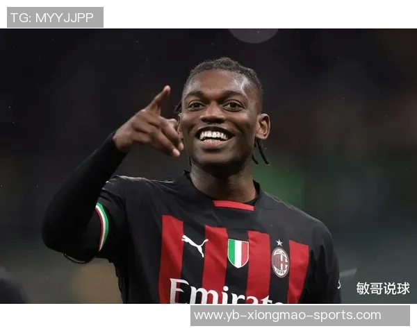 莱奥提前回归米兰积极训练全力争取重返首发阵容 莱奥提前回归米兰积极训练全力争取重返首发阵容