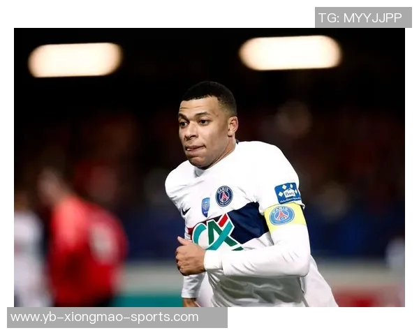 姆巴佩强势突破库巴西防线为皇马赢得宝贵角球机会 姆巴佩强势突破库巴西防线为皇马赢得宝贵角球机会