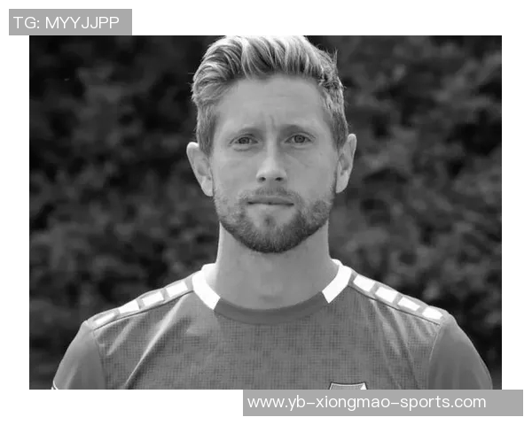 德国后卫赫特纳乘缆车意外坠落去世年仅34岁令人惋惜