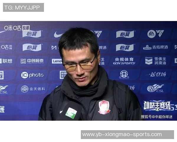 国足主帅邵佳一将在广东肇庆召开媒体见面会，期待新征程的启航