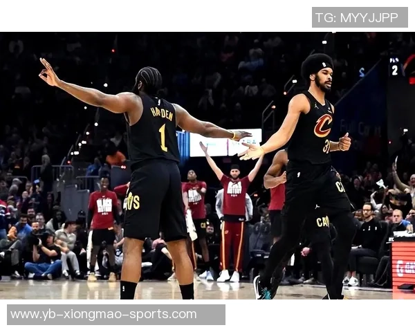 骑士队近期状态低迷连续失利致排名下滑至东部第七 骑士队近期状态低迷连续失利致排名下滑至东部第七